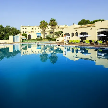 Luna Miramar Club Апарт-отель 4*