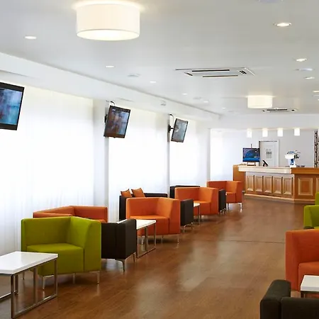 Luna Miramar Club