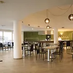 Ξενοδοχείο με διαμερίσματα Luna Miramar Club