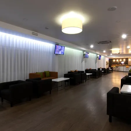 Apartahotel Luna Miramar Club 4*