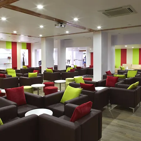 מלון דירות Luna Miramar Club 4*