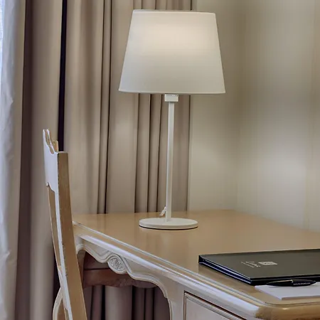 Luna Miramar Club Aparthotel 4*