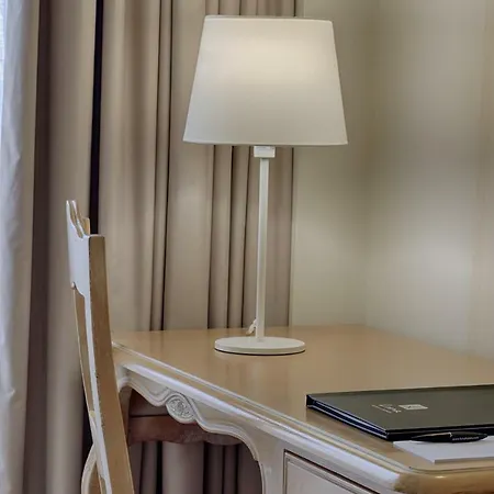 Luna Miramar Club Aparthotel 4*