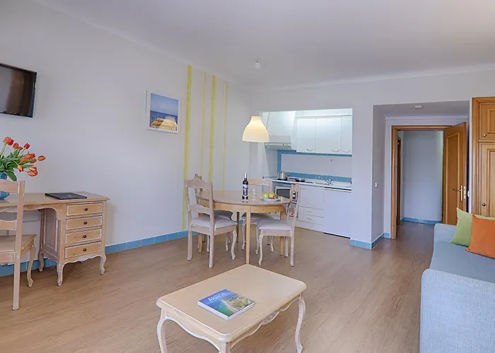 Luna Miramar Club 4* Albufeira