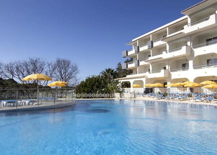 Apart-hotel Luna Miramar Club 4*