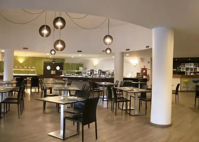 Apart-hotel Luna Miramar Club 4*