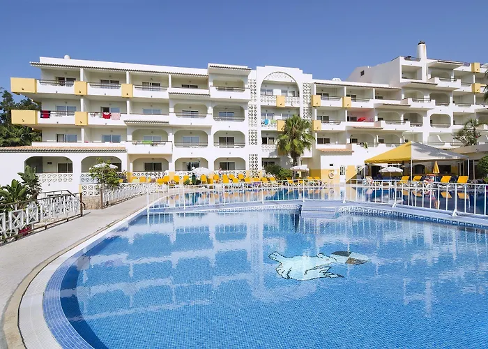 Apart-hotel Luna Miramar Club 4*