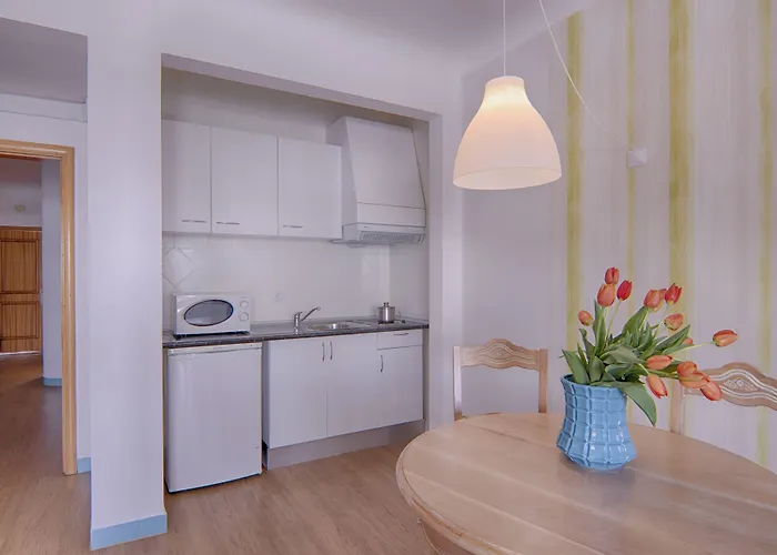 Luna Miramar Club 4* Albufeira