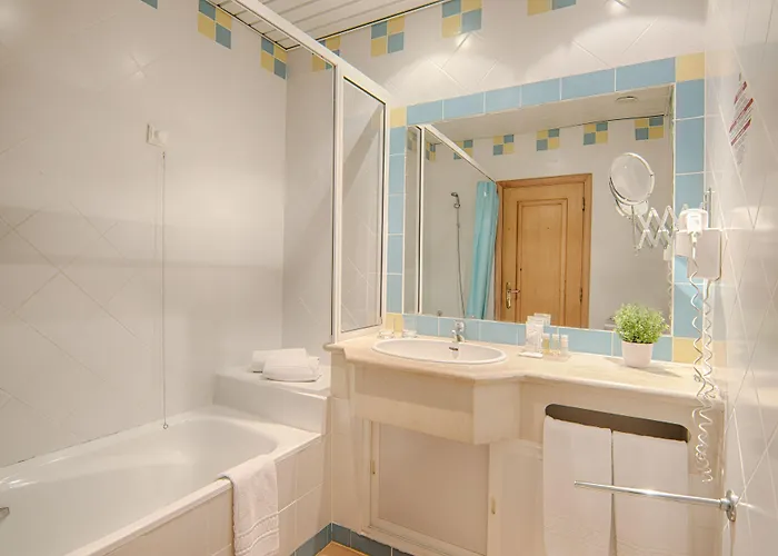 Luna Miramar Club 4*